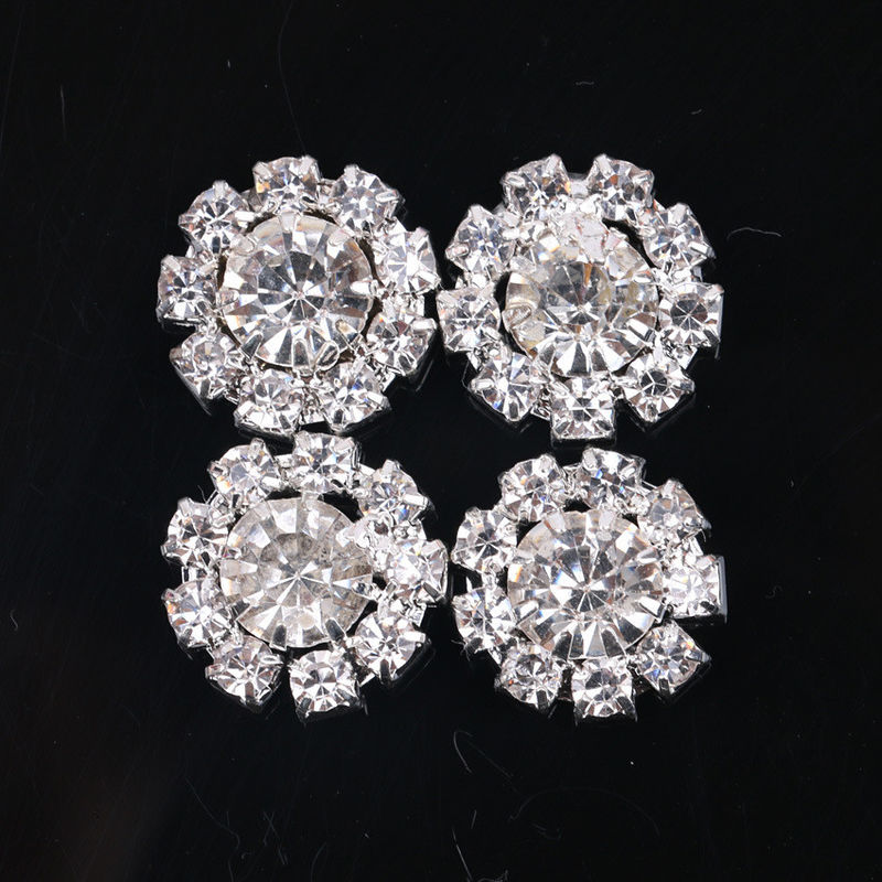 Kształt kwiatu ślubnego metalowego Jasny kolor Krystal Button Luxury Shank Fancy Crystal Diamond Buttons For Clothes
