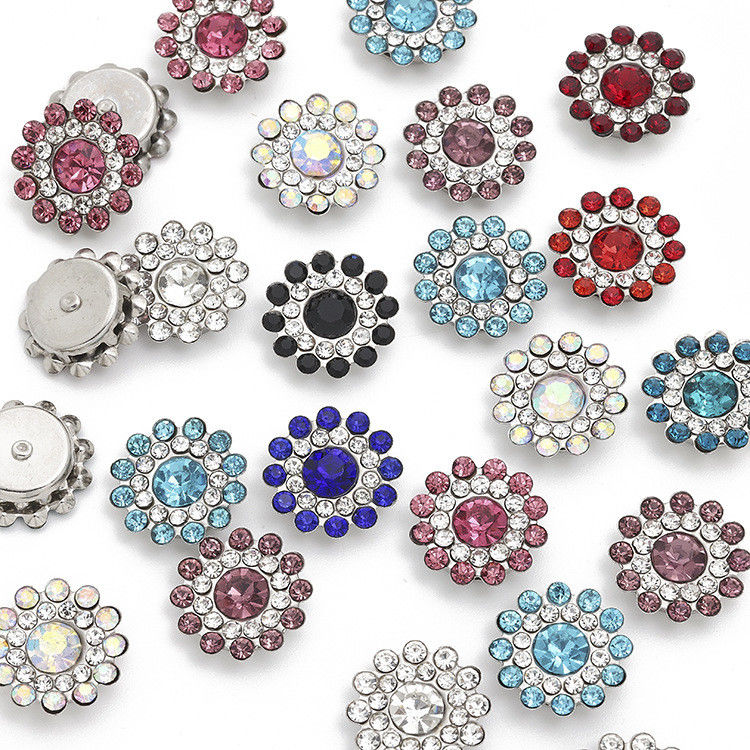 Akcesoria Chińskie hurtowe Rhinestone Pearl Diamond Crystal Metal Button For Garment Hair Bow Center