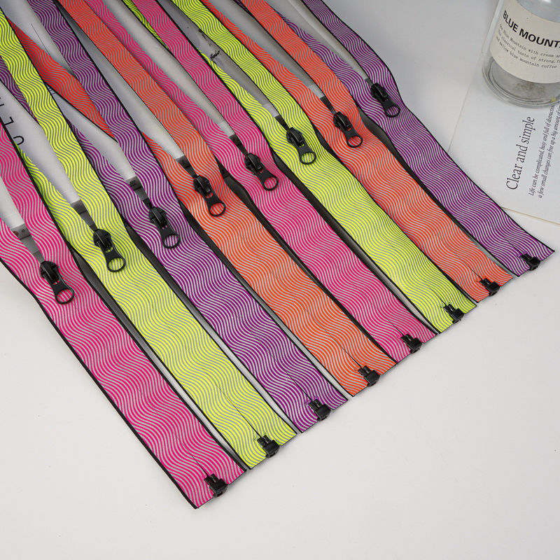 Fabryka hurtowa Custom 3# 5# 7# nylon wodoodporny zamek automatycznie zamykany Różne rodzaje nylonem zamek do torebki z ubraniami